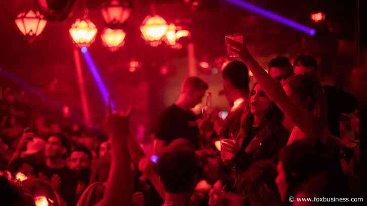 California bars required to offer drug testing devices for drinks this summer