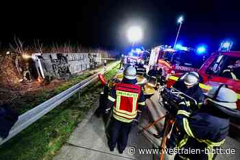 Reisebus mit Berufskolleg-Schülern aus Warburg verunglückt
