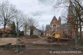 Werken Van De Weyngaertplein gestart: “Aan dit tempo kunnen de Mariaburgse Feesten doorgaan op het plein”
