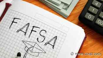 FAFSA Rollout Delayed, Leaving Students in Limbo. What to Know About This Year’s Financial Aid Deadlines     - CNET