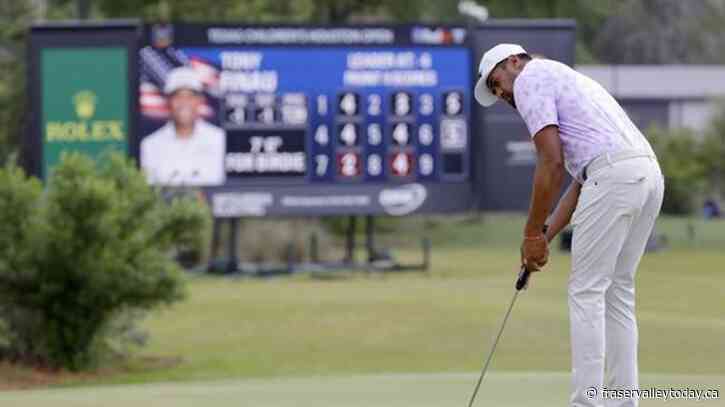 Tony Finau matches his career low and sets the target at the Houston Open