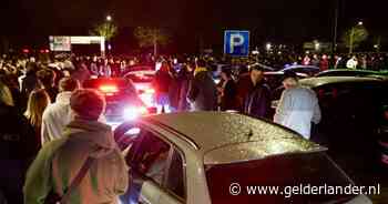 Verkeer compleet vastgelopen in Cuijk: honderden auto’s verzamelen zich voor carmeeting