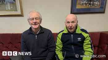 'Sport chat helps former footballer with dementia'