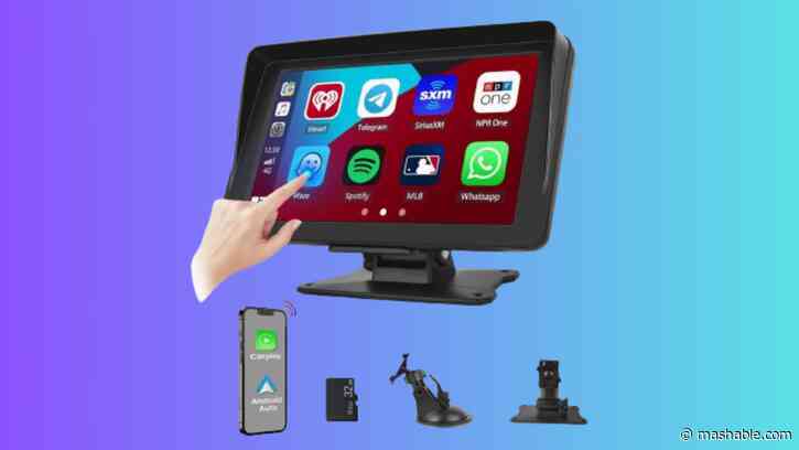 This $79 wireless car display has Android and Apple compatibility