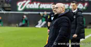 Peter Bosz bikkelhard voor ‘arrogant’ PSV: ‘We blijven zo niet bovenaan staan’