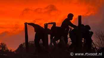 Zo zagen inwoners van Overijssel de bijzondere zonsondergang, gisteren