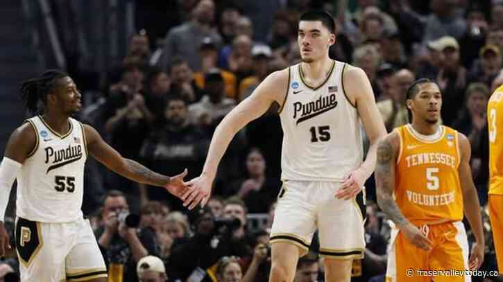 Canadian Zach Edey goes big and sends Purdue to first Final Four since 1980 with a 72-66 win over Tennessee