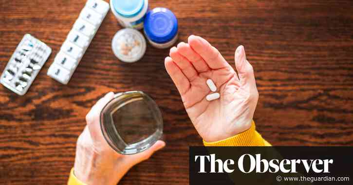 DrugGPT: new AI tool could help doctors prescribe medicine in England