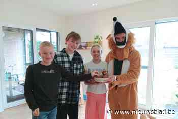 Bewoners Hollekelderstraat krijgen met Pasen echte vosseneieren