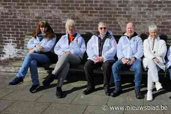 Vlaams Belang Duffel ruimt zwerfvuil op: “Een simpele sigarettenpeuk vergaat pas na 10 tot 15 jaar”