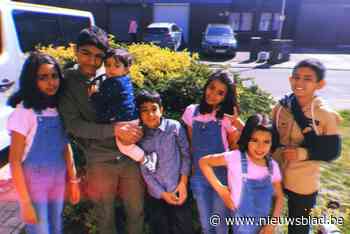 Zeven jonge kinderen zamelen geld in om grootouders te redden uit Gaza: “Mamie en papy zijn uitgeput”