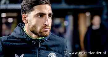 Feyenoord licht opties in de contracten van Alireza Jahanbakhsh en Kostas Lamprou niet