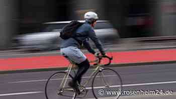 Am Unterberg schwer gestürzt - Biker prallt gegen Strommast: Brüche, Prellungen und Platzwunde