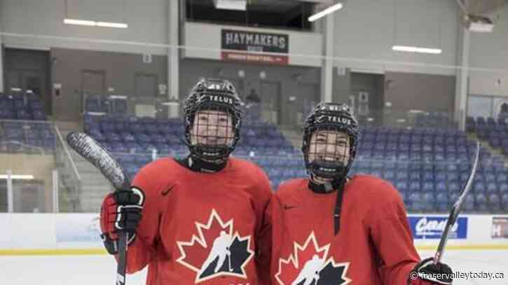 Gosling cousins make women’s world hockey championship debuts together
