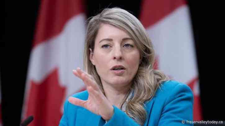 Canada’s Haiti airlift expands to include relatives, residents and charter flight