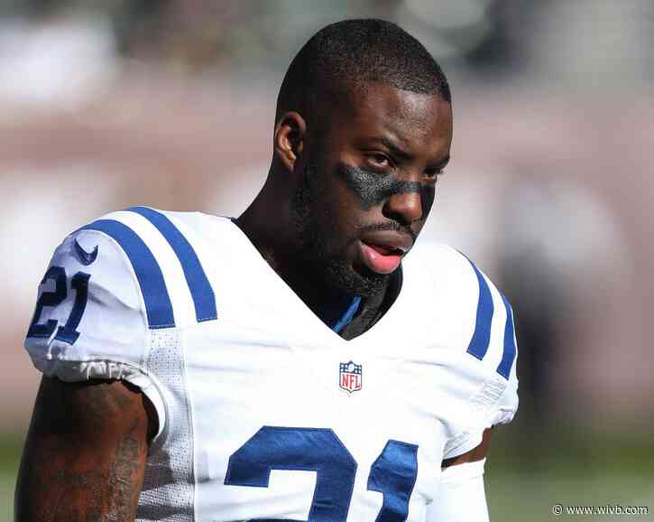 Former Buffalo Bill Vontae Davis found dead in south Florida mansion: report