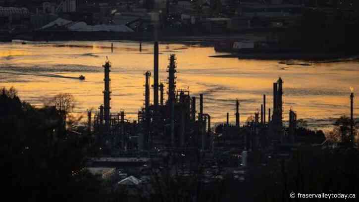 Burnaby refinery resumes operations
