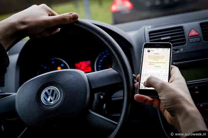 Driekwart van automobilisten gebruikt telefoon achter het stuur
