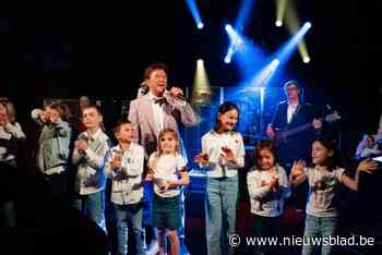 Paasconcert Jo Vally lokt bomvolle kerk