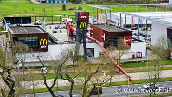 Klein wonder: geen gewonden bij omvallen grote hijskraan in Enschede