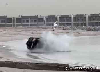 Video: man gelanceerd uit auto na crash
