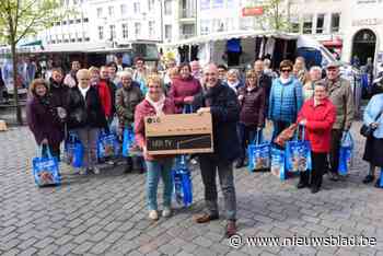 Winkelen op wekelijkse markt kan een e-bike opleveren