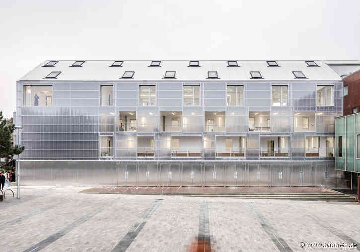 Transformation hinterm Vorhang
 - Geschäftshaus von [Y/N] Studio in London