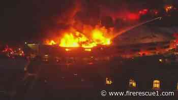 3-alarm blaze destroys Los Angeles apartment building