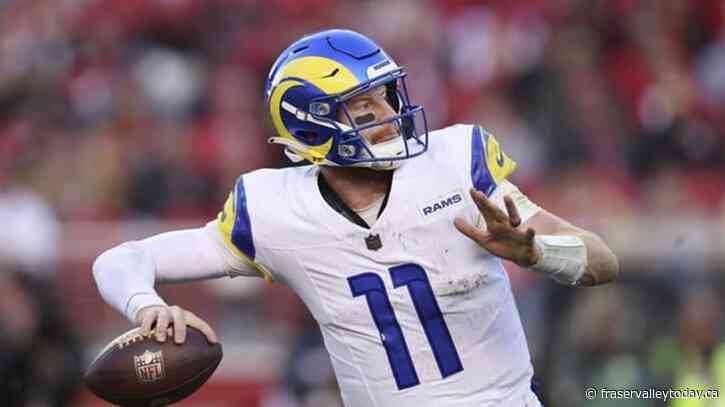 Carson Wentz agrees to a 1-year deal with the Chiefs to back up Patrick Mahomes, AP source says