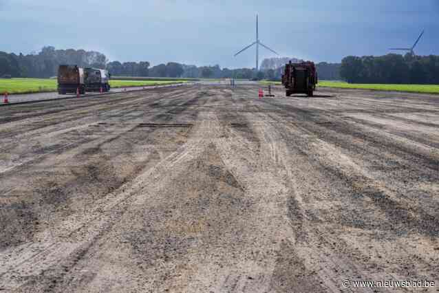 Ontharding vliegveld Oostmalle vier maanden stil door broedseizoen, NAVO-eis voor heraanleg door Russische dreiging is wellicht kwakkel