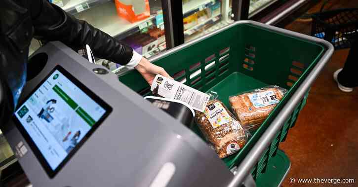 Amazon gives up on no-checkout shopping in its grocery stores