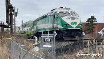 GO train service resumes on Barrie line after fatal crash