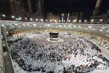 Waarom de ‘kleine bedevaart’ steeds populairder wordt bij jonge moslims