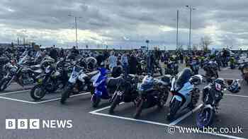 Hundreds of bikers gather for unofficial rally