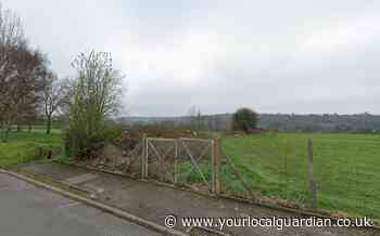 Croydon Rowdown Fields: Police at scene of possible human remains