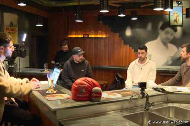 Vier vrienden starten podcast ‘Toogpraat aan de zijlijn’ over provinciaal voetbal: “Het pure en rauwe van dit soort voetbal spreekt enorm aan”