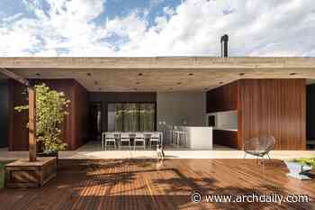 Spring House / Salamanca Arquitetos