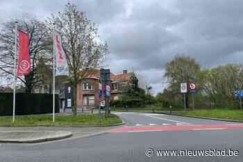 Kooigem weert vrachtwagens met sluis: “We krijgen nog te vaak klachten”