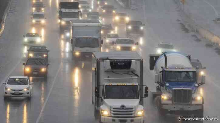 Speed limiting devices to become mandatory on heavy B.C. commercial trucks