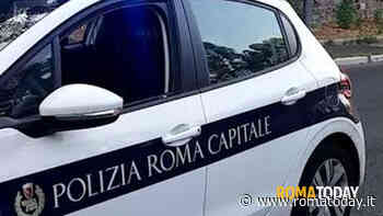 Incidente a Roma: si scontrano due auto e uno scooter, morta una 40enne