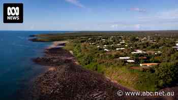 'Completely abandoned': Remote NT community without Telstra coverage for 12 consecutive nights