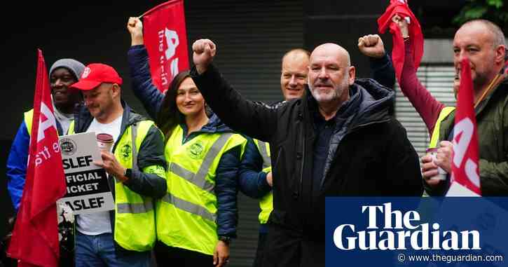 Rail passengers face rolling strikes but London Underground action called off