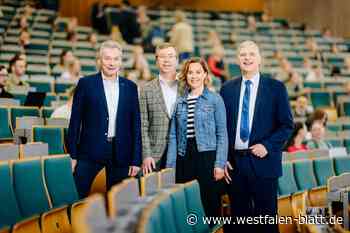 Knapp 800 Studierende starten an der Universität Paderborn