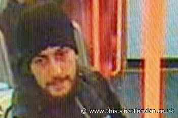 Clapham Junction train bag theft: CCTV released