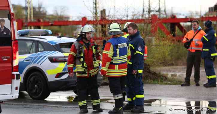 Person von Zug erfasst – Fahndung nach drei Jugendlichen