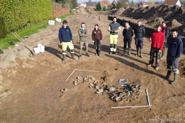Group Van Vooren doet opmerkelijke archeologische vondst in Merendree: “Uitzonderlijk voor zo’n landelijk gebied”