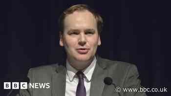 Hunt praises MP's apology over dating app incident