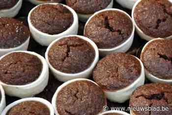 Orde van het Liers Vlaaike kent meter en peter toe en deelt Lierse vlaaikes uit op zondag 14 april