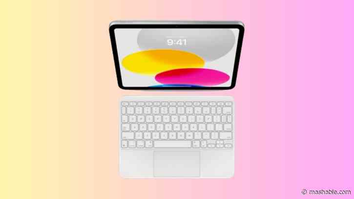 Turn your iPad into a laptop with this detachable keyboard for $99.99