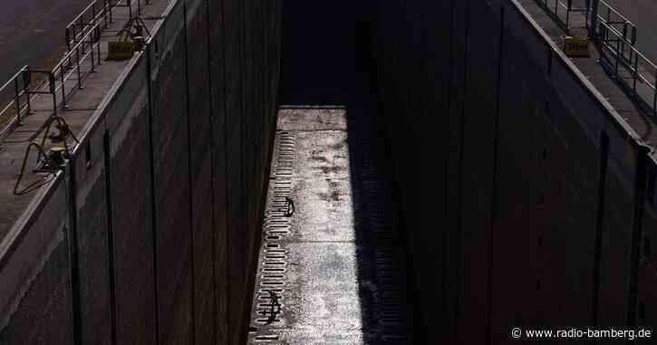 Main-Donau-Kanal für drei Wochen wegen Arbeiten gesperrt